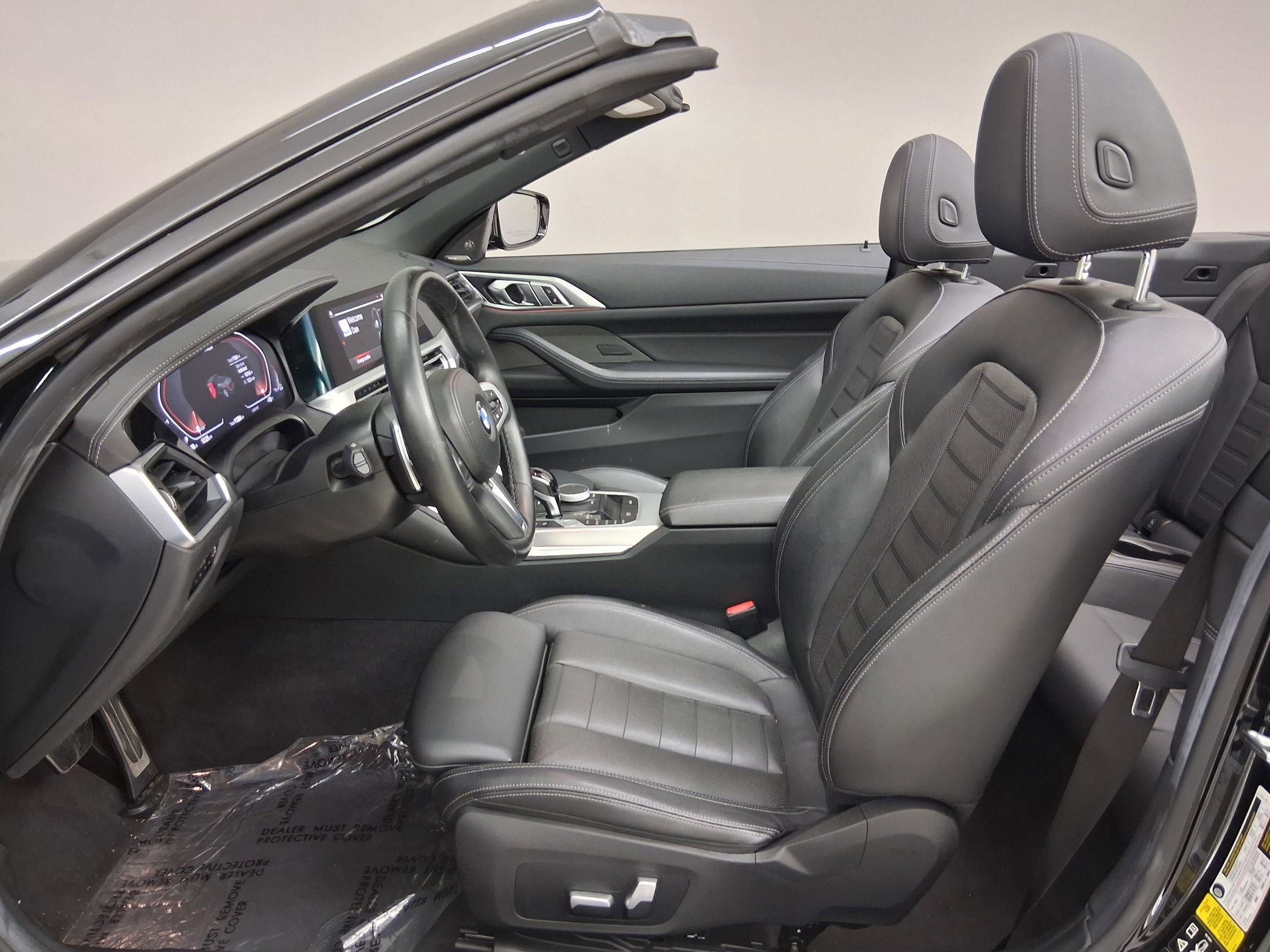 Used 2023 BMW 440i xDrive Convertible w/ Premium Package image 3