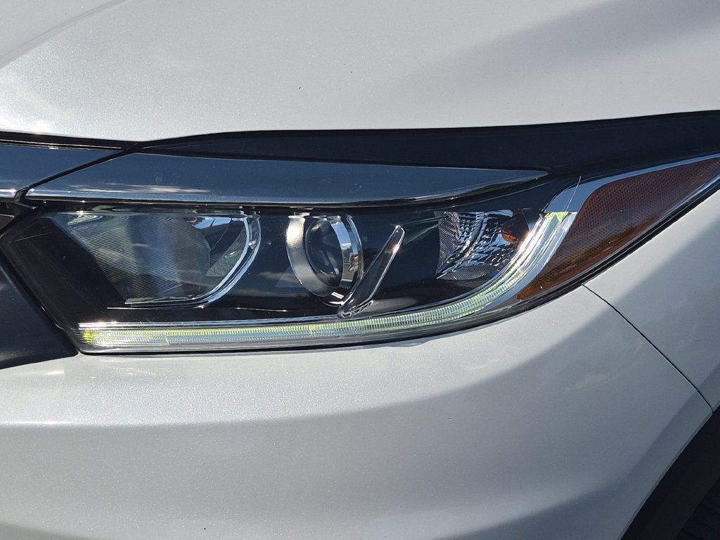 Used 2021 Honda HR-V LX image 9