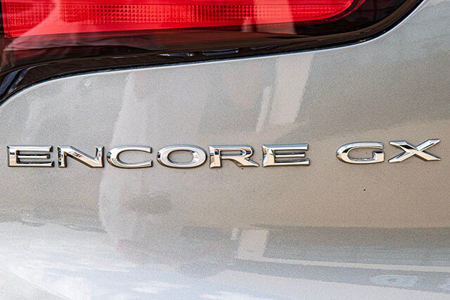 Used 2023 Buick Encore GX Preferred w/ Cold Weather Comfort Package FWD image 17