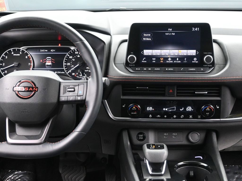 Used 2025 Nissan Rogue SV w/ Rock Creek Premium Package image 15