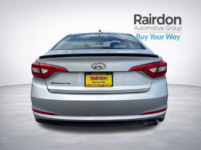 Used 2015 Hyundai Sonata SE FWD image 6