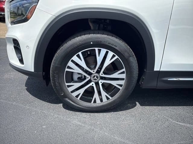 Certified 2025 Mercedes-Benz GLB 250 image 9