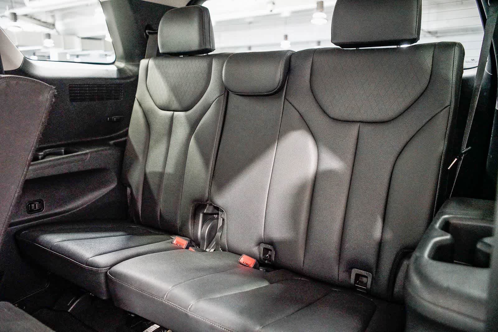 Used 2022 Hyundai Palisade SEL w/ 8P Bench Seat Package FWD image 19