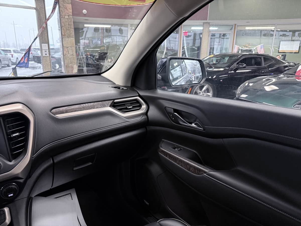 Used 2021 GMC Acadia Denali w/ Trailering Package FWD image 41