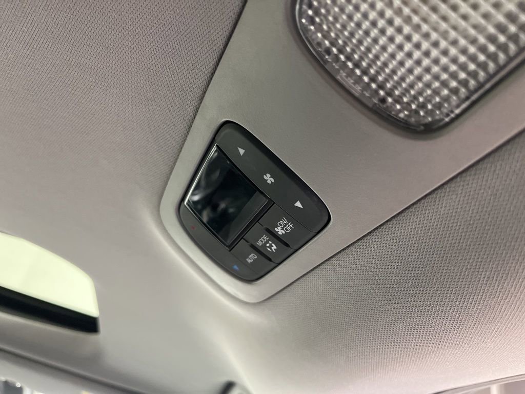 Used 2020 Honda Odyssey Elite image 10