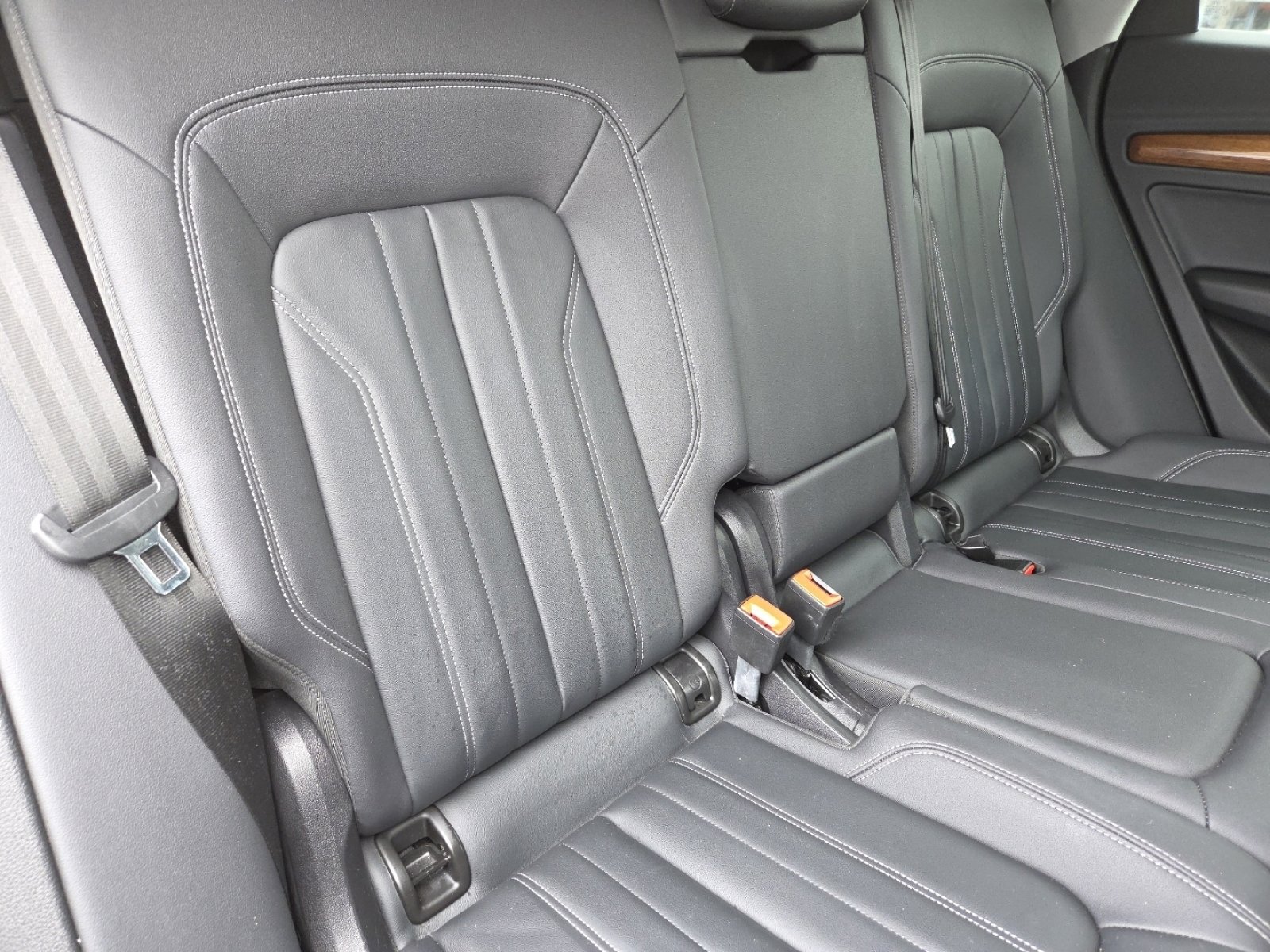 Used 2023 Audi Q5 2.0T Premium w/ Convenience Package image 23