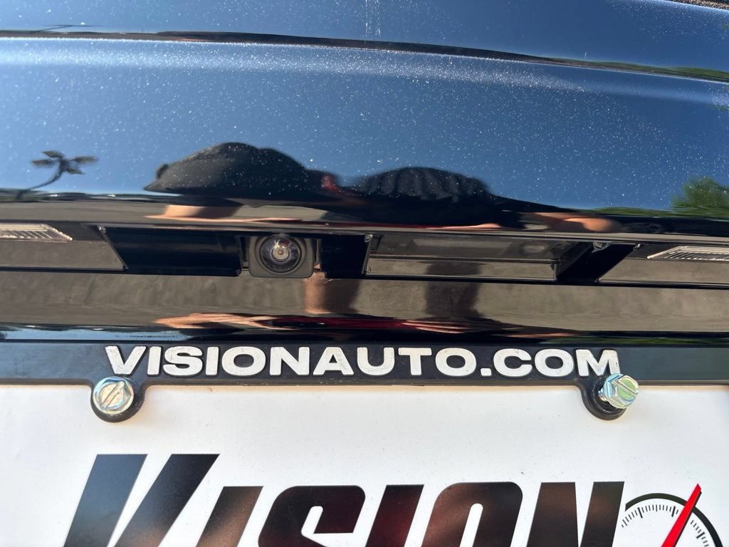 Used 2023 Nissan Kicks SV FWD image 12