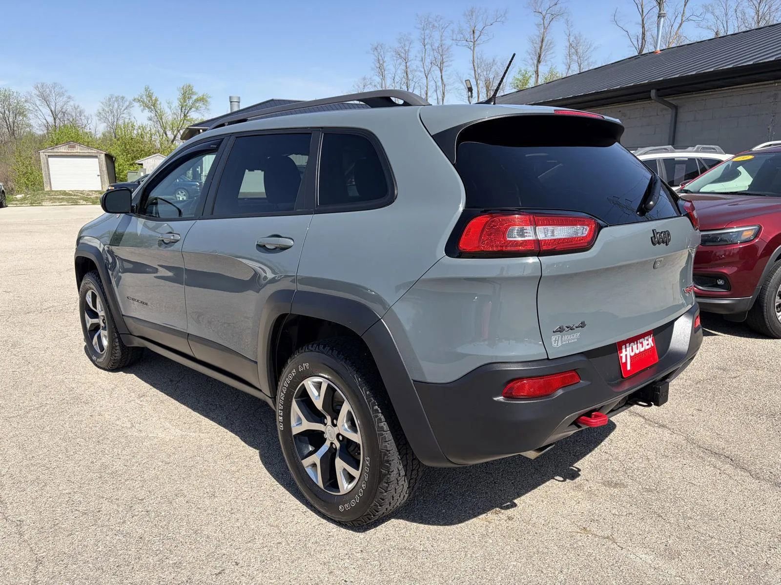 Used 2015 Jeep Cherokee Trailhawk w/ Cold Weather Group image 6
