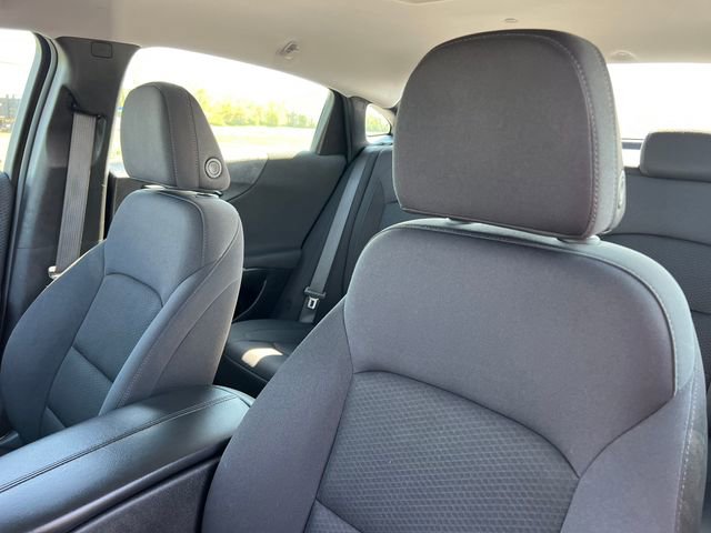 Used 2023 Chevrolet Malibu LT FWD image 12