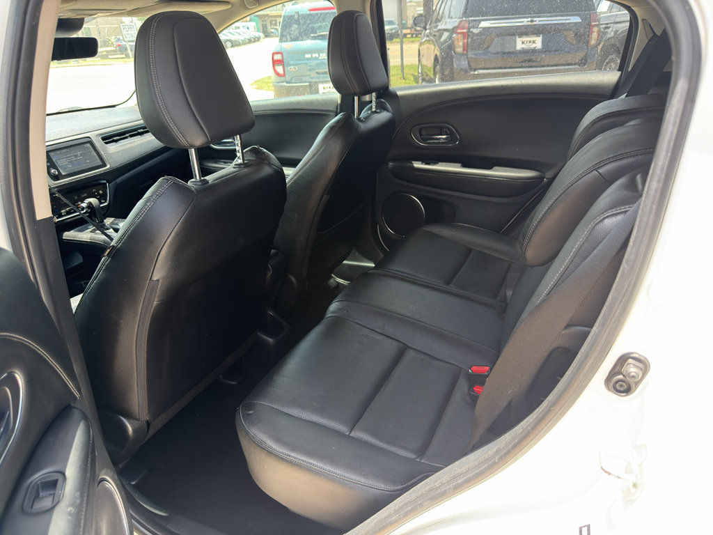 Used 2020 Honda HR-V Touring image 20