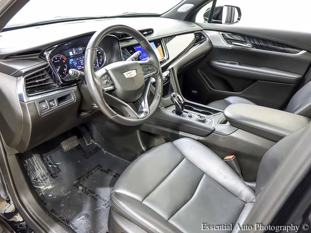 Certified 2024 Cadillac XT6 Premium Luxury w/ LPO, Floor Liner Package AWD/4WD image 11