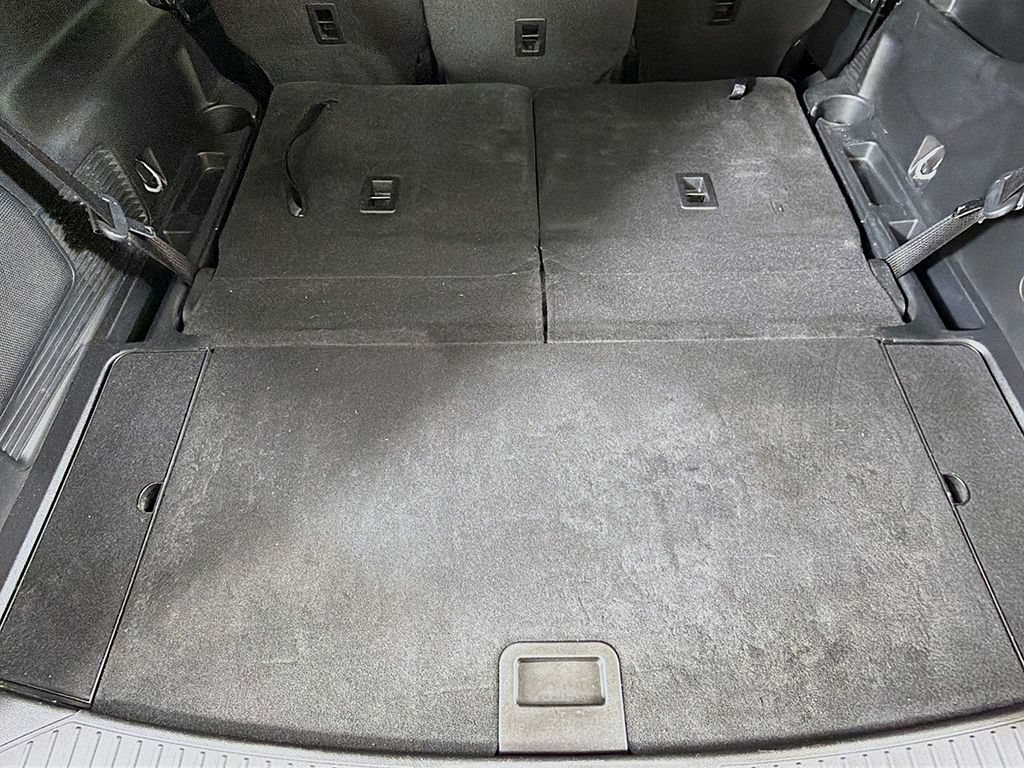 Used 2023 Ford Explorer XLT w/ Equipment Group 202A AWD/4WD image 20