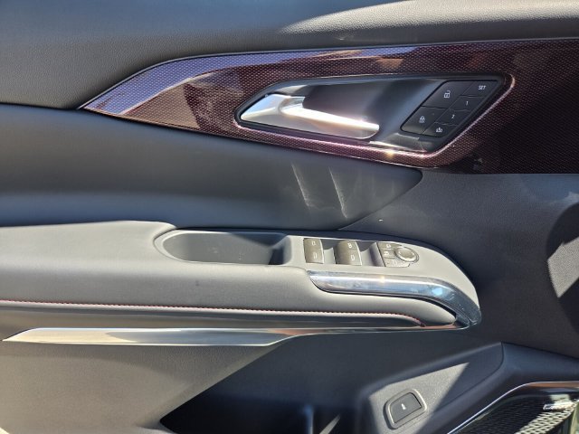 New 2027 Chevrolet Traverse RS w/ LPO, Floor Liner Package FWD image 15