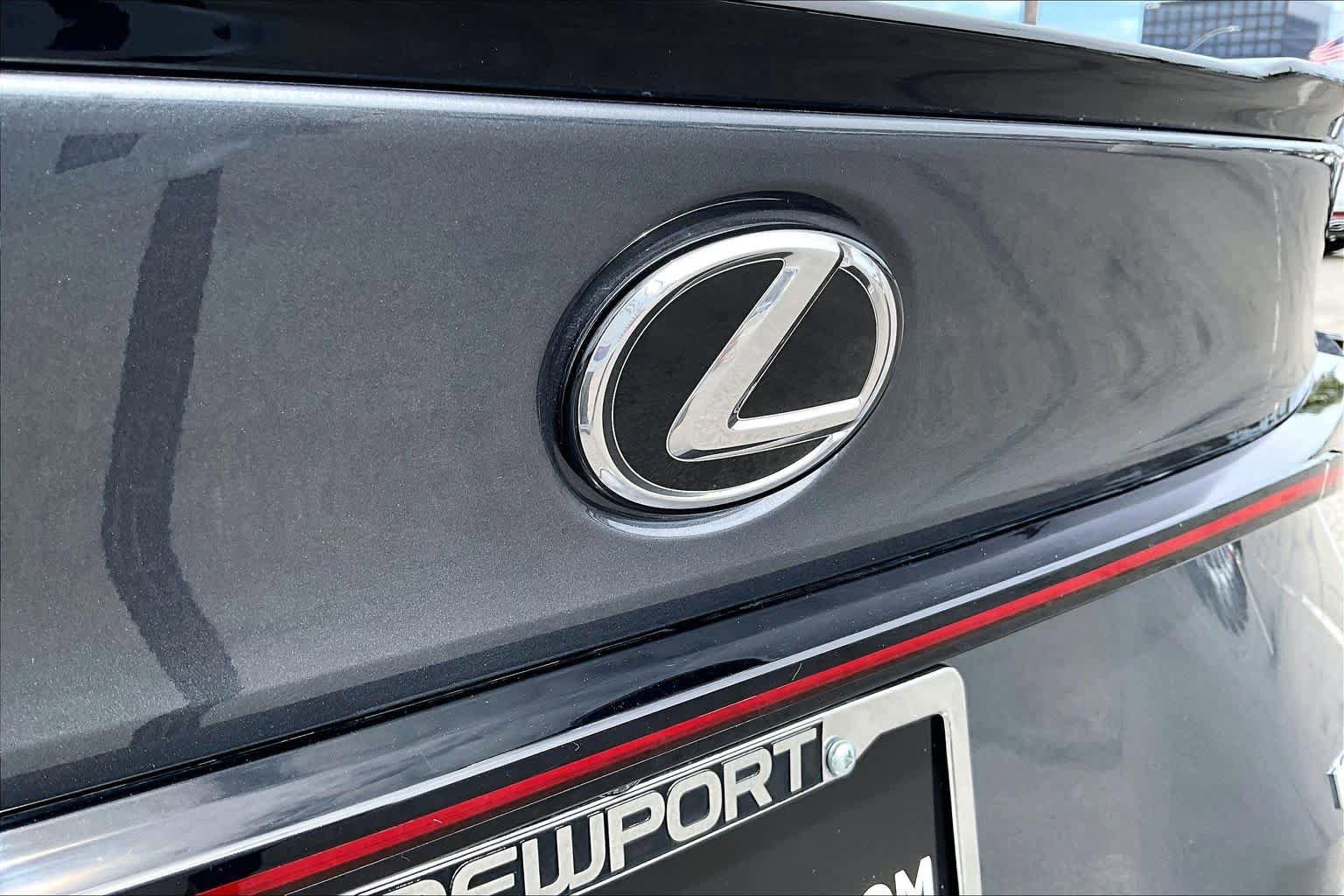 Used 2023 Lexus IS 350 F Sport RWD image 29