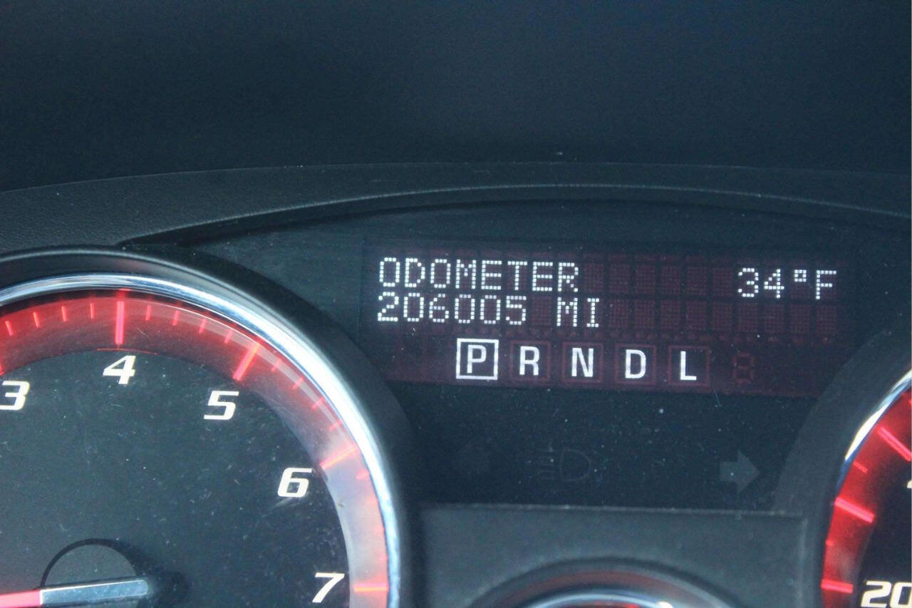 Used 2010 GMC Acadia SLE image 8