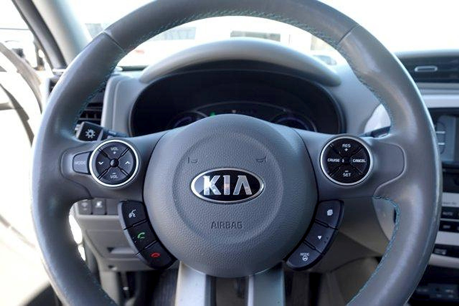 Used 2017 Kia Soul EV-e FWD image 14