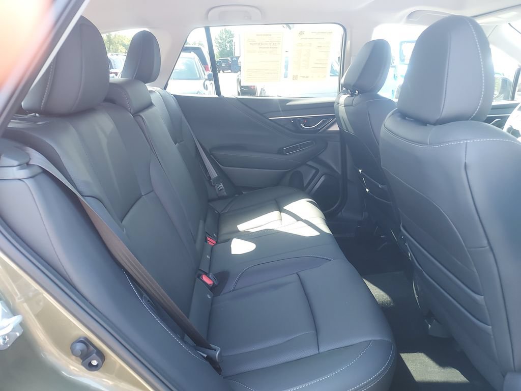 Certified 2023 Subaru Outback Touring AWD/4WD image 35