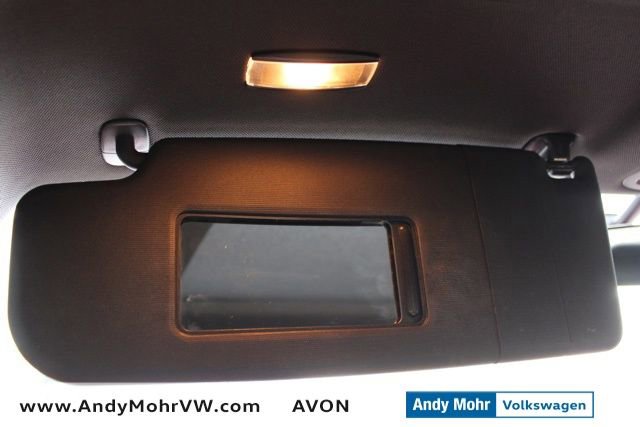 Used 2019 Volkswagen Beetle 2.0T SE image 40