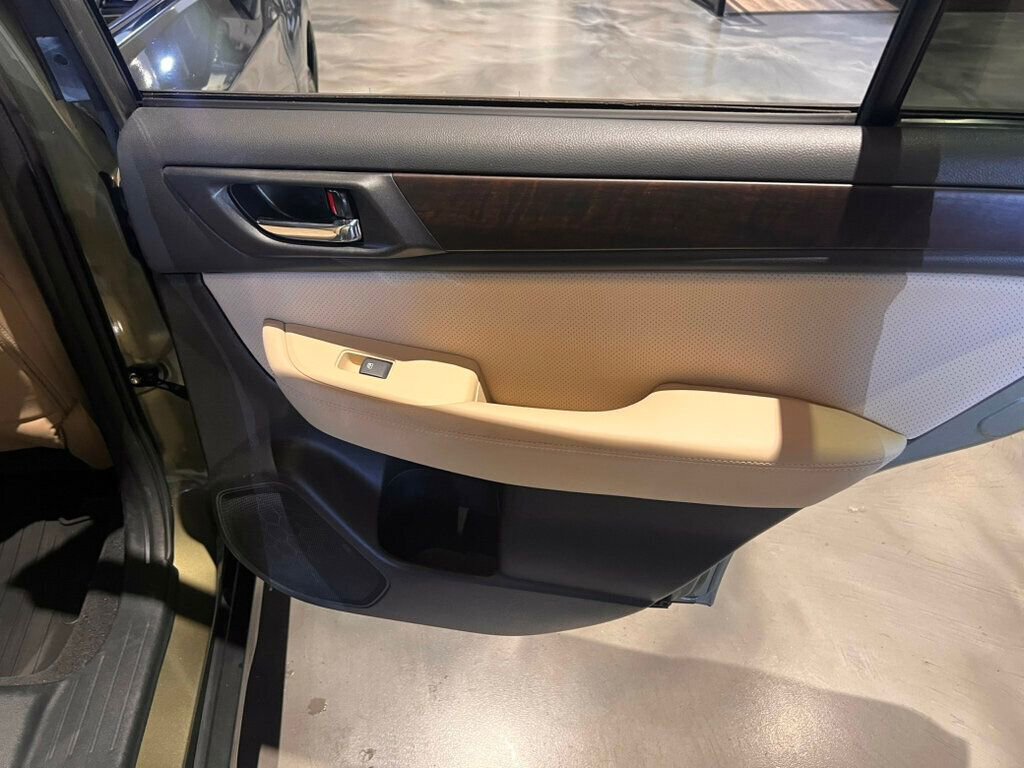 Used 2017 Subaru Outback 2.5i Limited AWD/4WD image 26