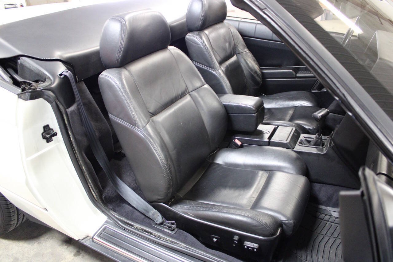 Used 1993 Cadillac Allante FWD image 39