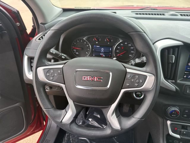 Used 2023 GMC Terrain SLE w/ Driver Convenience Package image 16