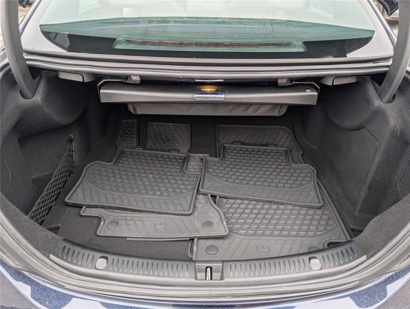 Used 2017 Mercedes-Benz E 300 4MATIC image 12