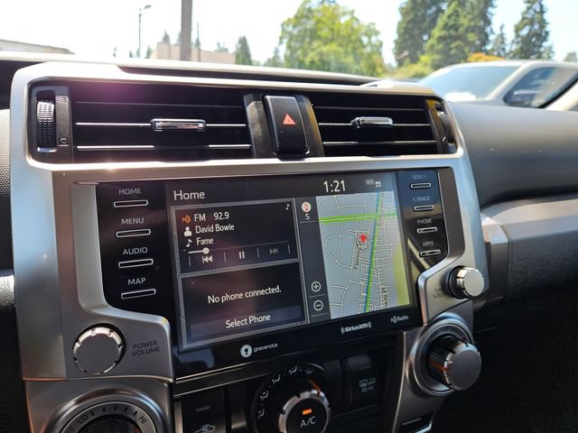 Used 2022 Toyota 4Runner TRD Sport w/ Technology Package AWD/4WD image 32