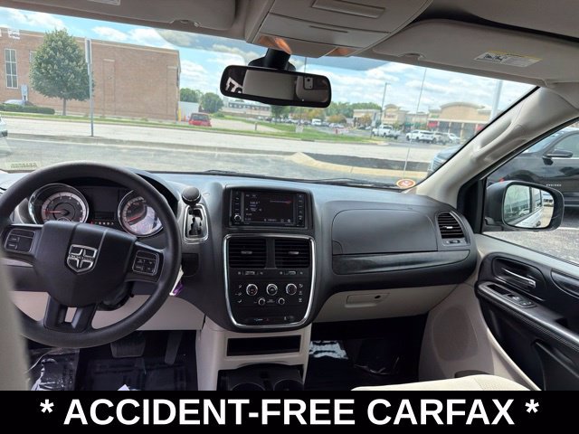 Used 2019 Dodge Grand Caravan SE FWD image 37
