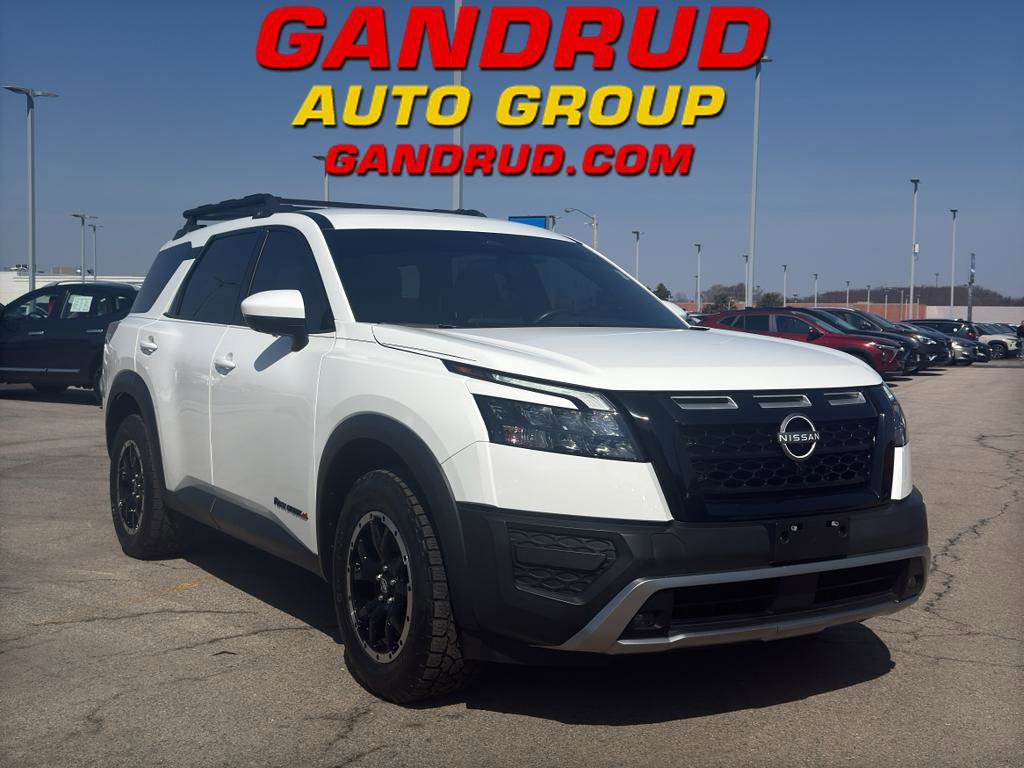 Certified 2023 Nissan Pathfinder Rock Creek image 1