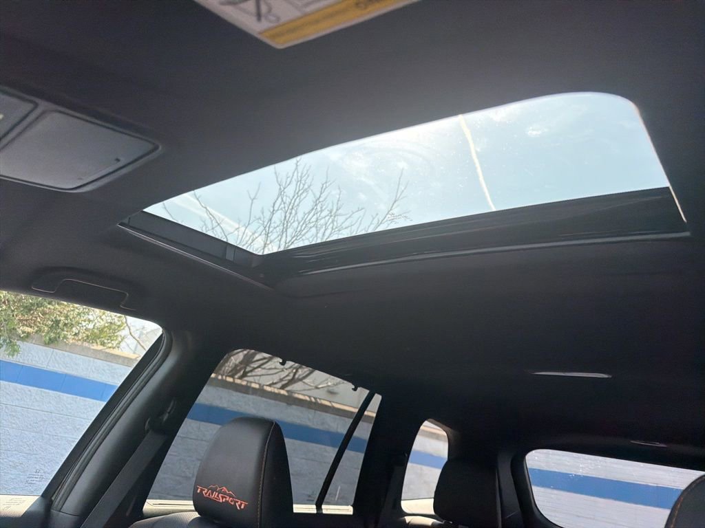 Used 2023 Honda Passport TrailSport image 11