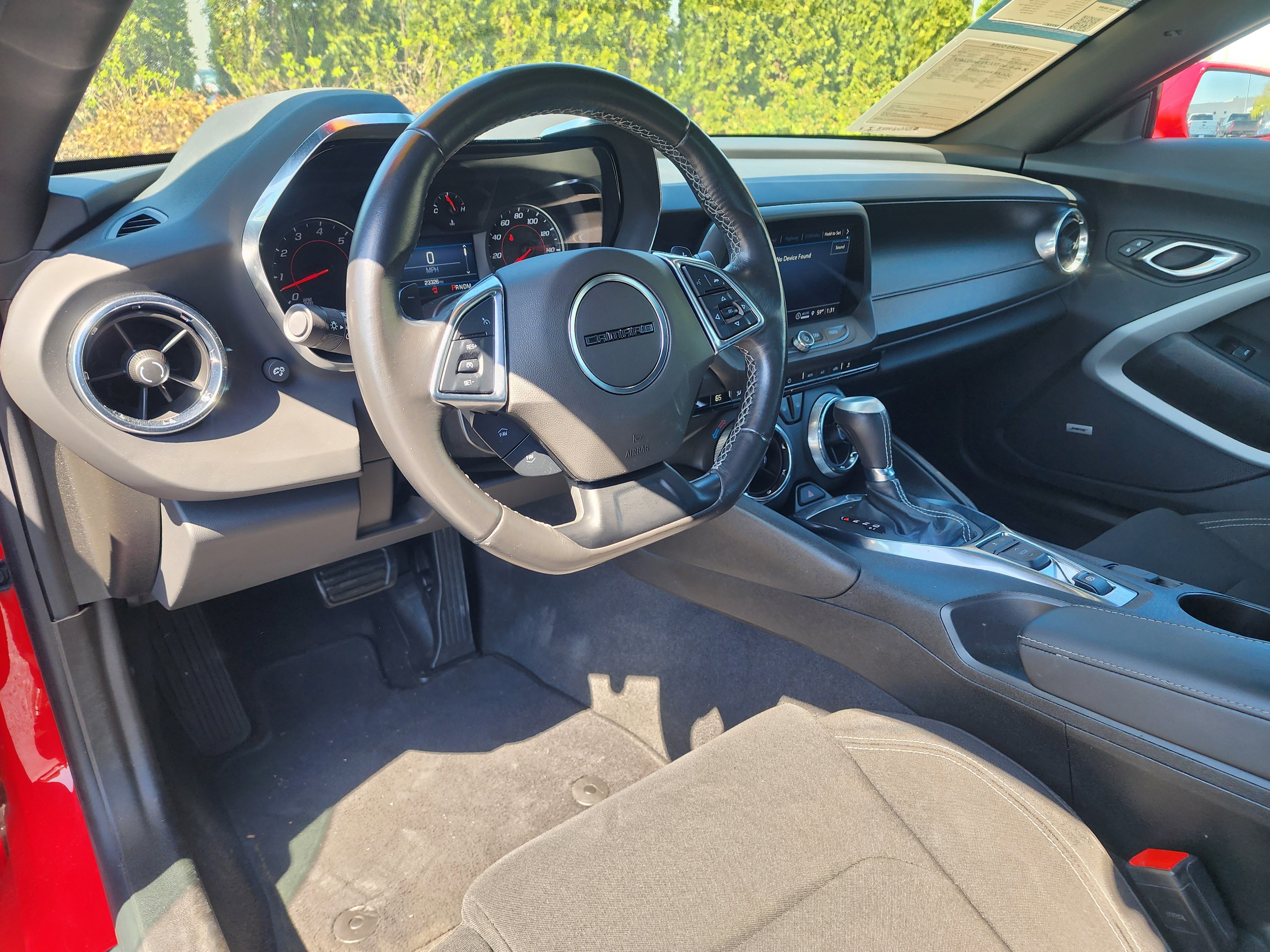 Used 2022 Chevrolet Camaro LT w/ Technology Package RWD image 17