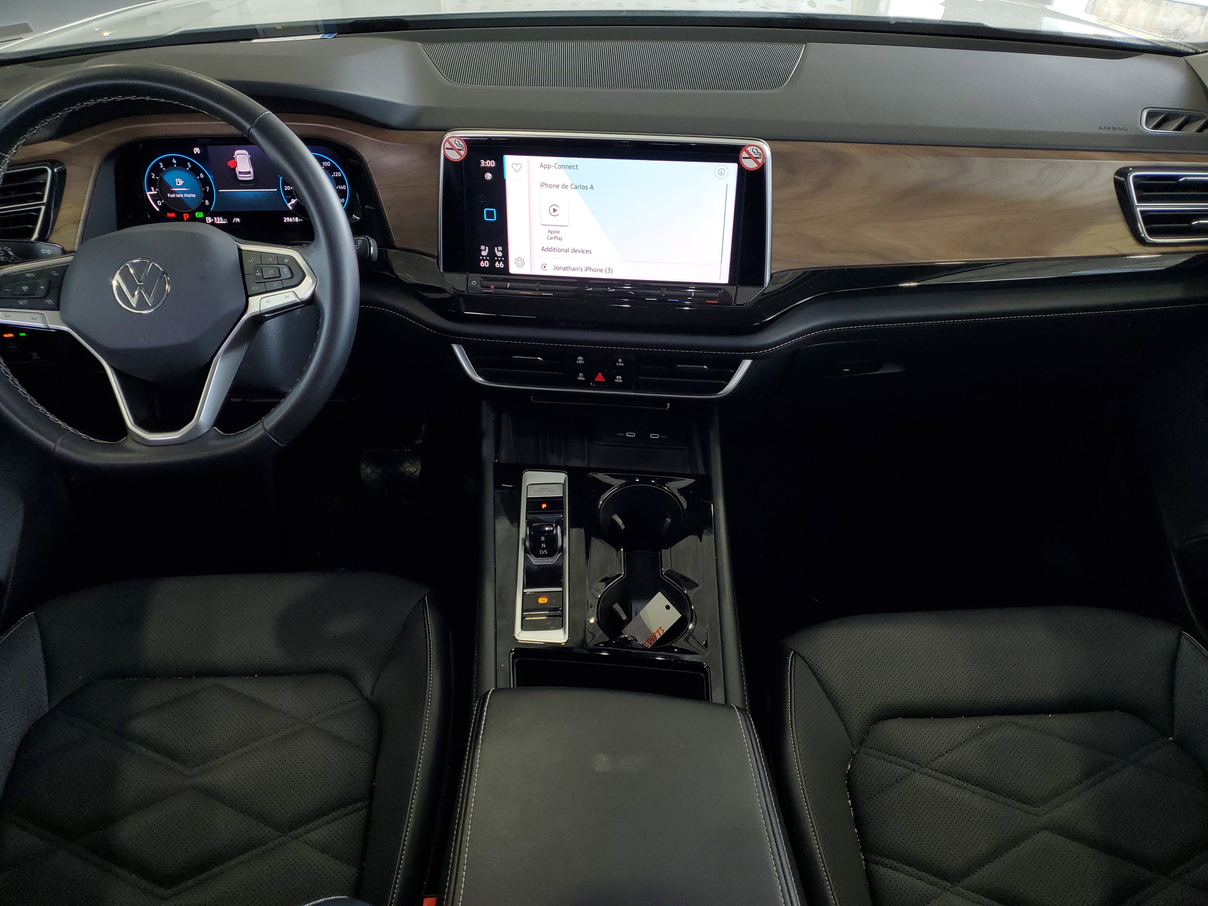 Used 2025 Volkswagen Atlas SE FWD image 10