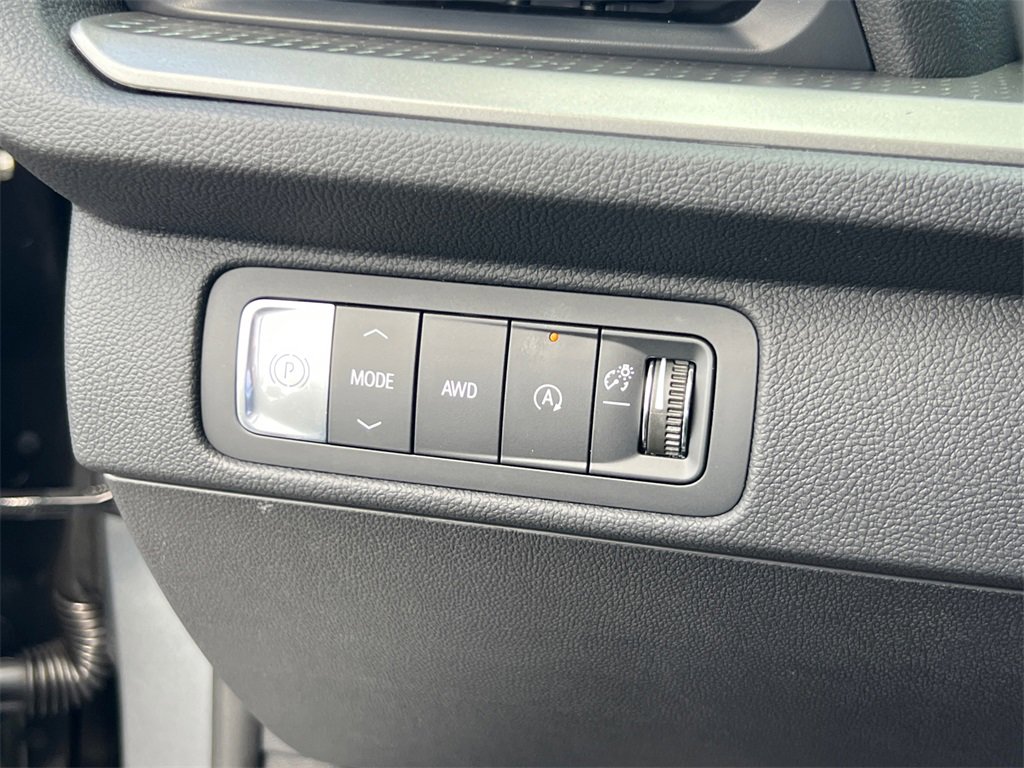 New 2026 Chevrolet Traverse LT w/ Enhanced Driving Package image 28