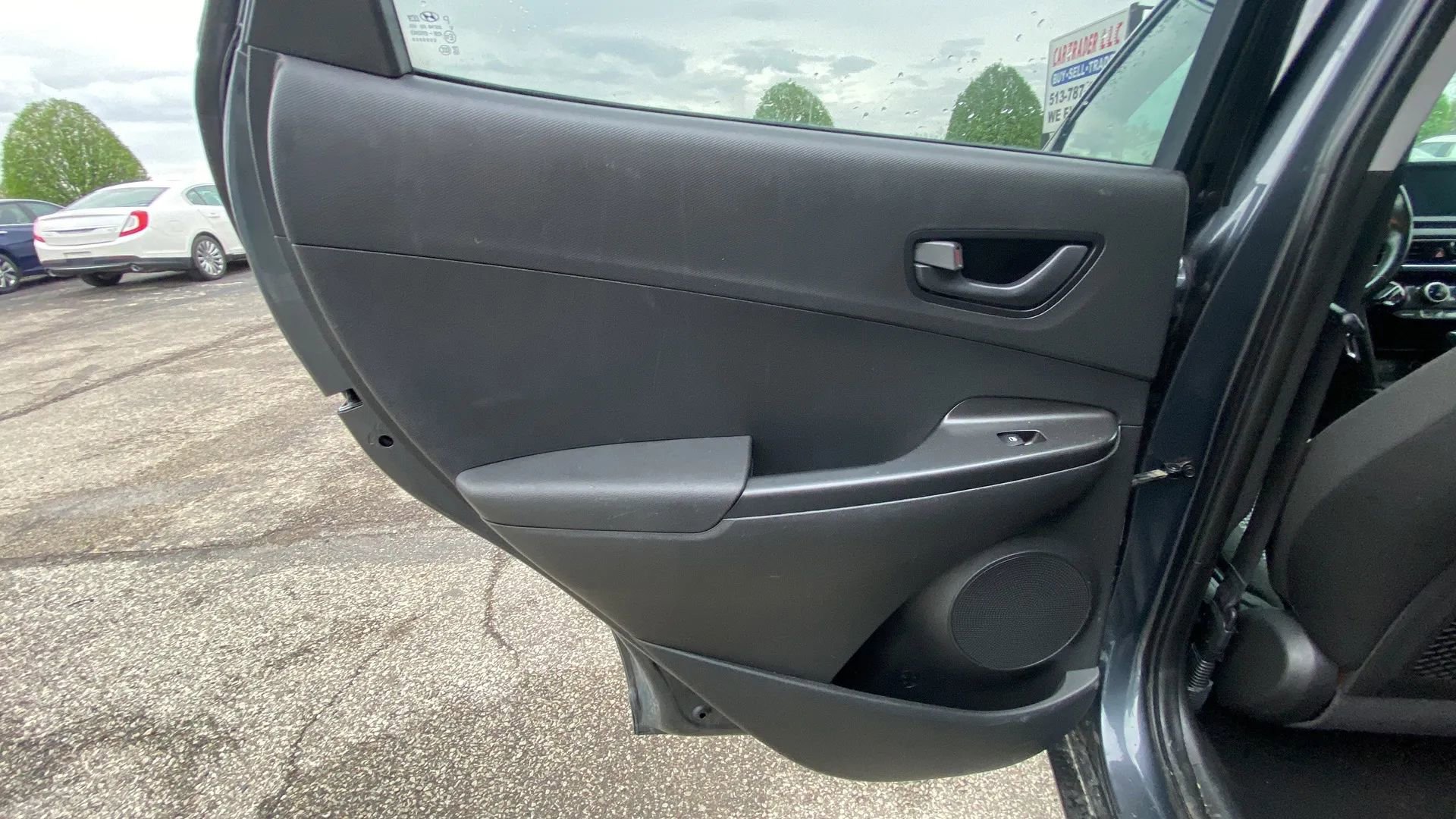 Used 2021 Hyundai Kona SEL image 15