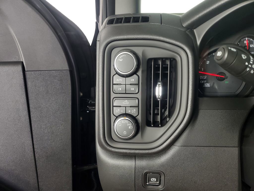 New 2026 Chevrolet Silverado 1500 Custom Trail Boss w/ Midnight Edition image 27