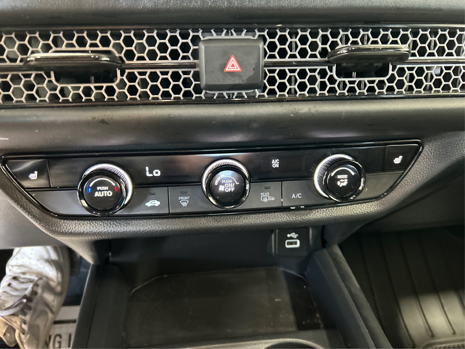 Used 2024 Honda HR-V Sport image 27