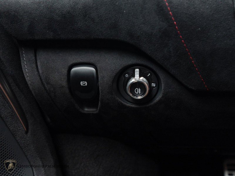 Used 2021 McLaren 720S Luxury image 21