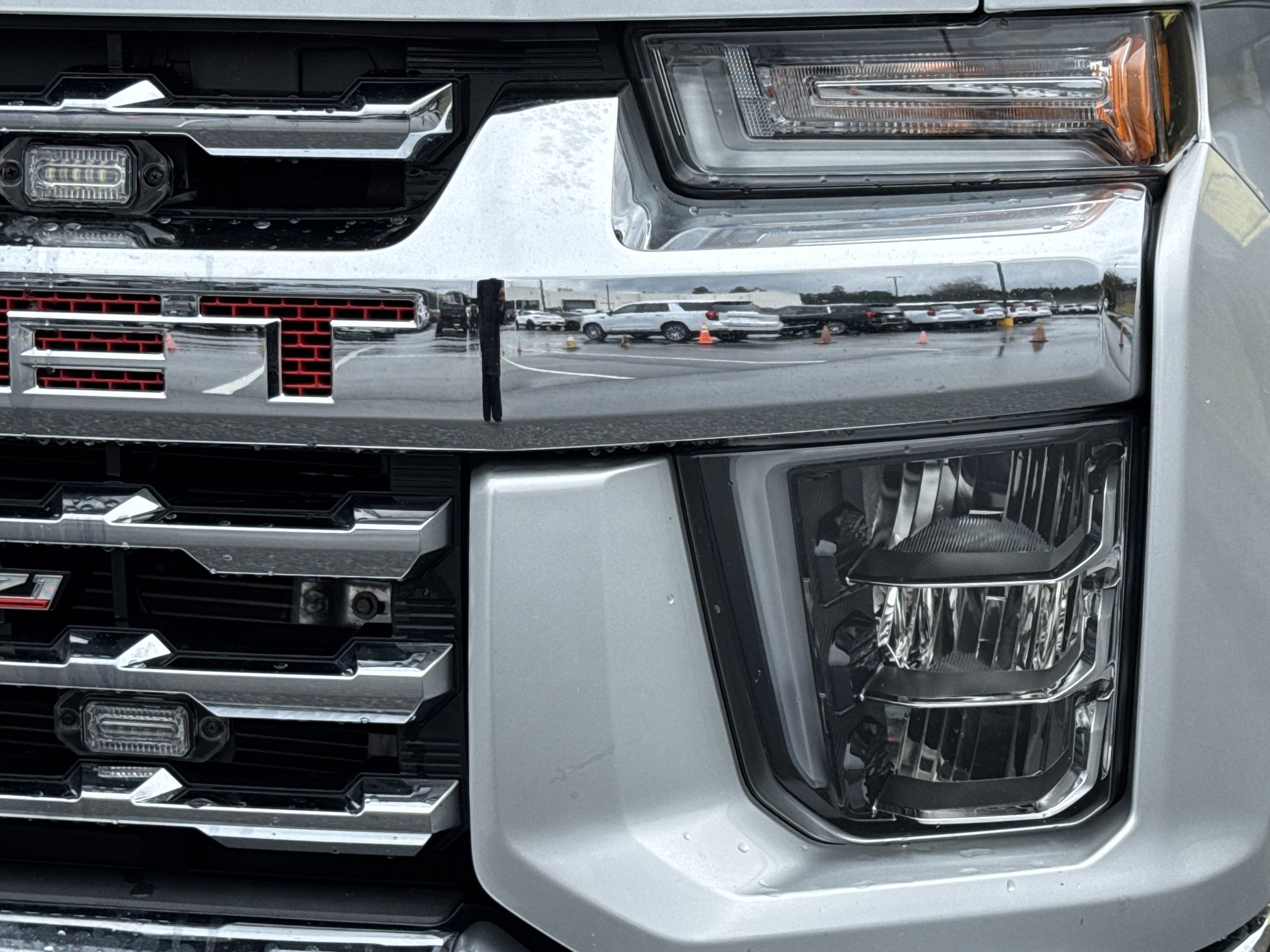 Used 2020 Chevrolet Silverado 2500 LTZ w/ LTZ Premium Package image 6