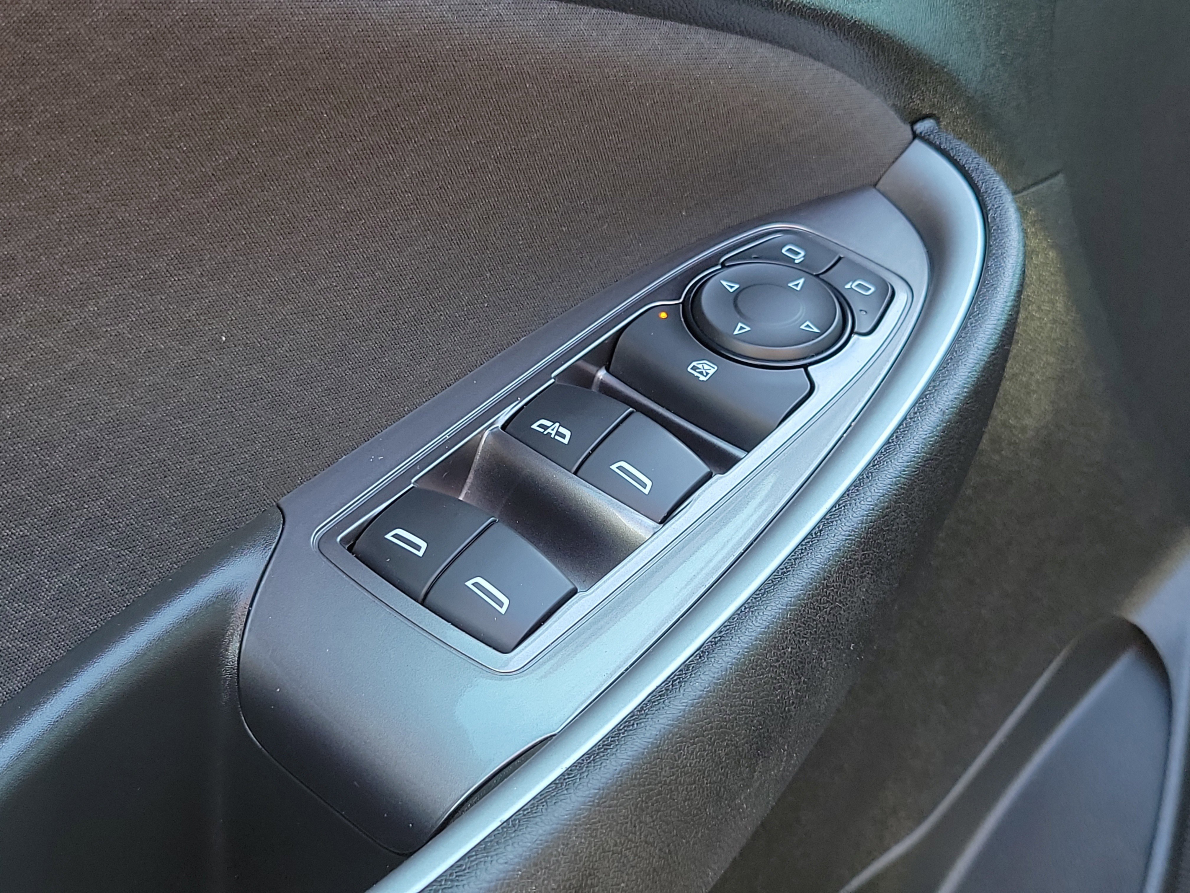 Used 2023 Chevrolet Malibu LT FWD image 17