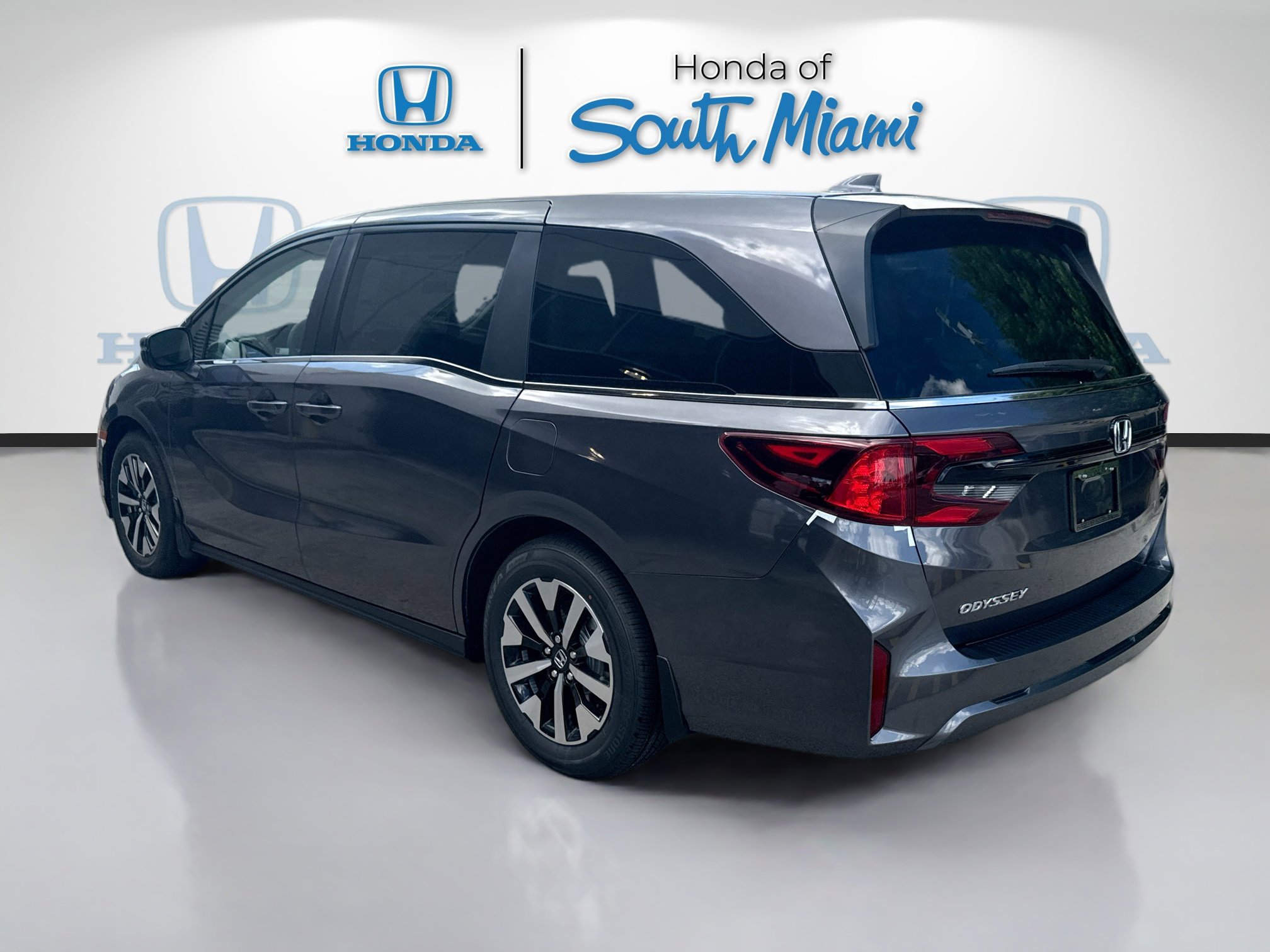 New 2026 Honda Odyssey EX-L image 4