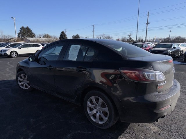Used 2013 MAZDA MAZDA3 i SV w/ Convenience Pkg image 5