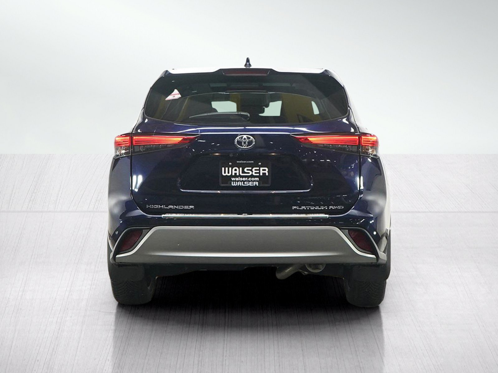Used 2020 Toyota Highlander Platinum AWD/4WD image 4