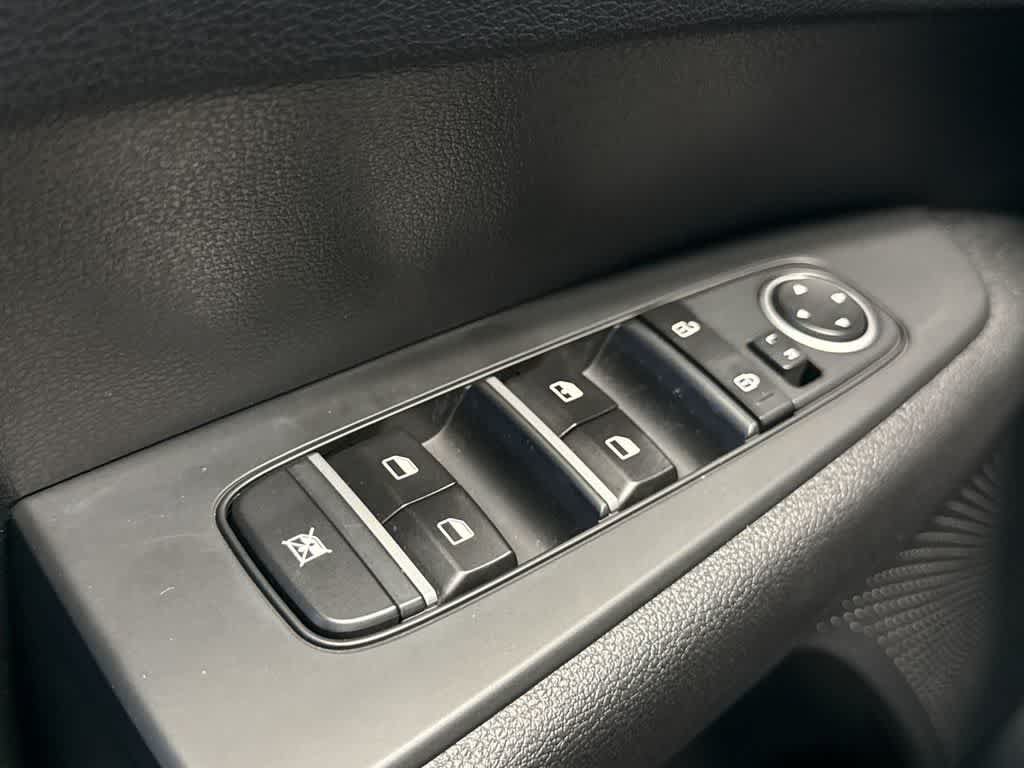 Certified 2024 Kia Forte LXS FWD image 17