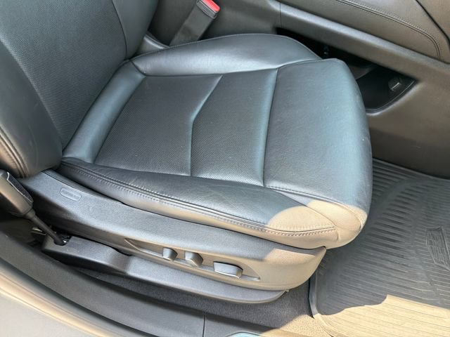 Used 2018 Cadillac XT5 Luxury w/ Driver Awareness Package AWD/4WD image 26