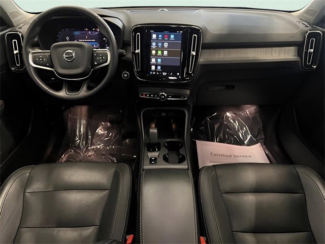 Used 2024 Volvo XC40 B5 Core image 21