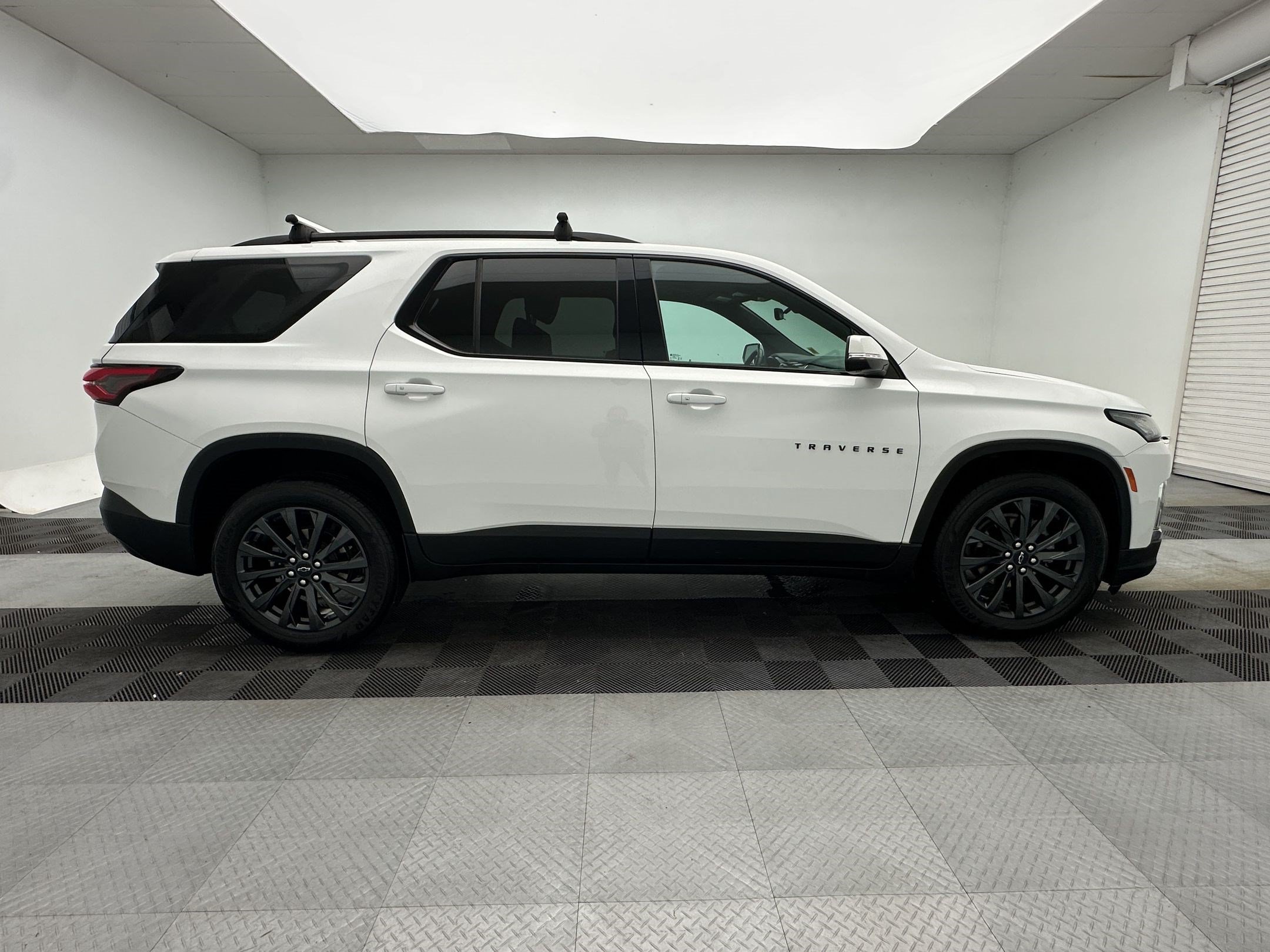 Certified 2023 Chevrolet Traverse RS AWD/4WD image 8