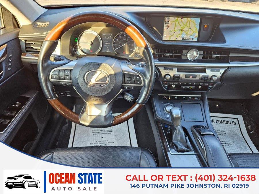 Used 2018 Lexus ES 300h FWD image 17