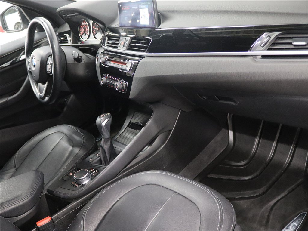 Used 2018 BMW X1 xDrive28i AWD/4WD image 26