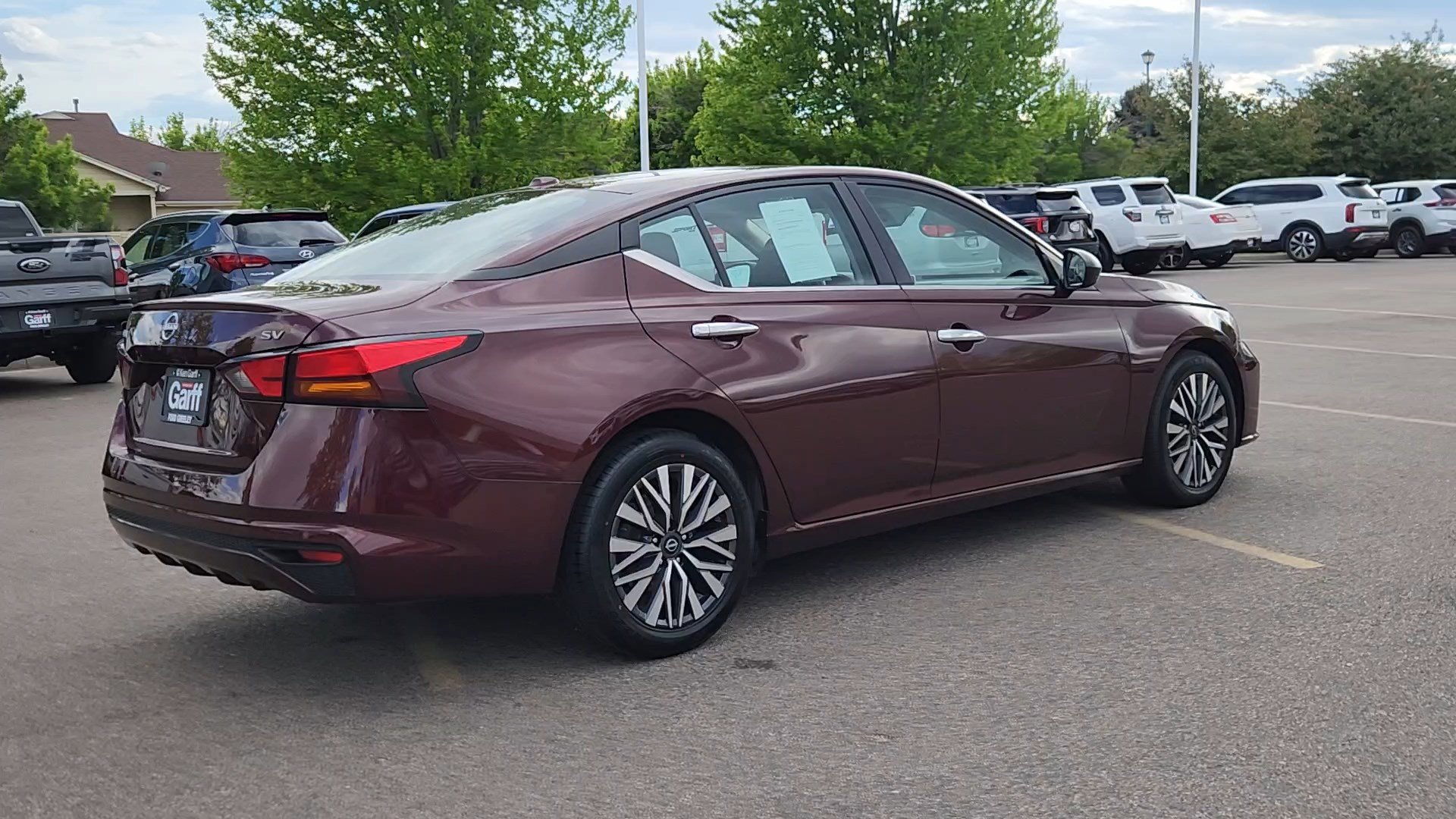 Used 2024 Nissan Altima 2.5 SV FWD image 15