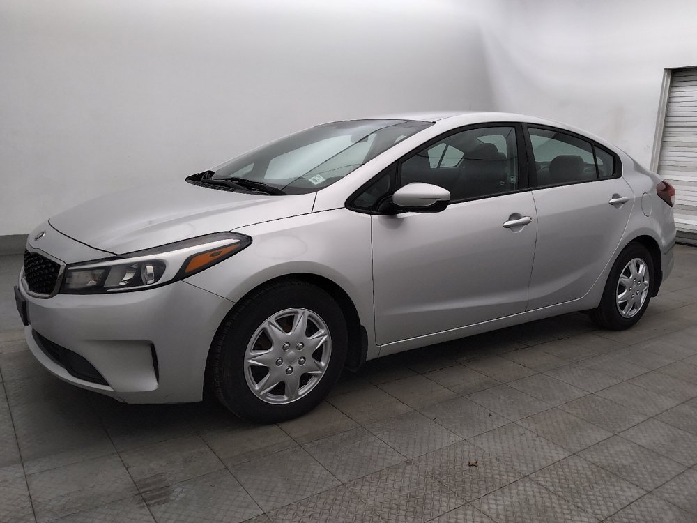 Used 2017 Kia Forte LX FWD image 2